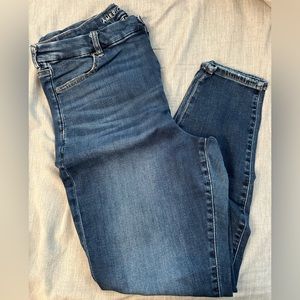 American Eagle Curvy Hi-Rise Jeggings